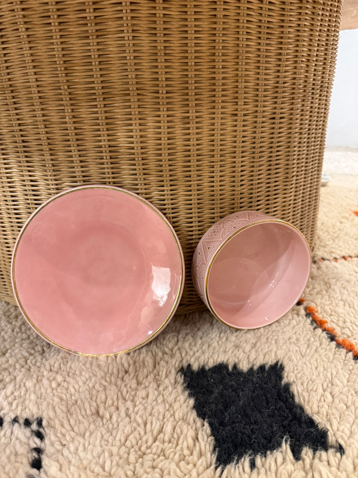 Handmade Pink Moroccan Ceramic Dinner Plate – Gold Rim Detailing