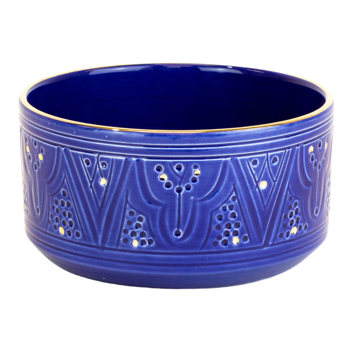 Close-up of Engraved Artistry Bowl – Hand-painted and engraved Moroccan bowl with detailed pattern