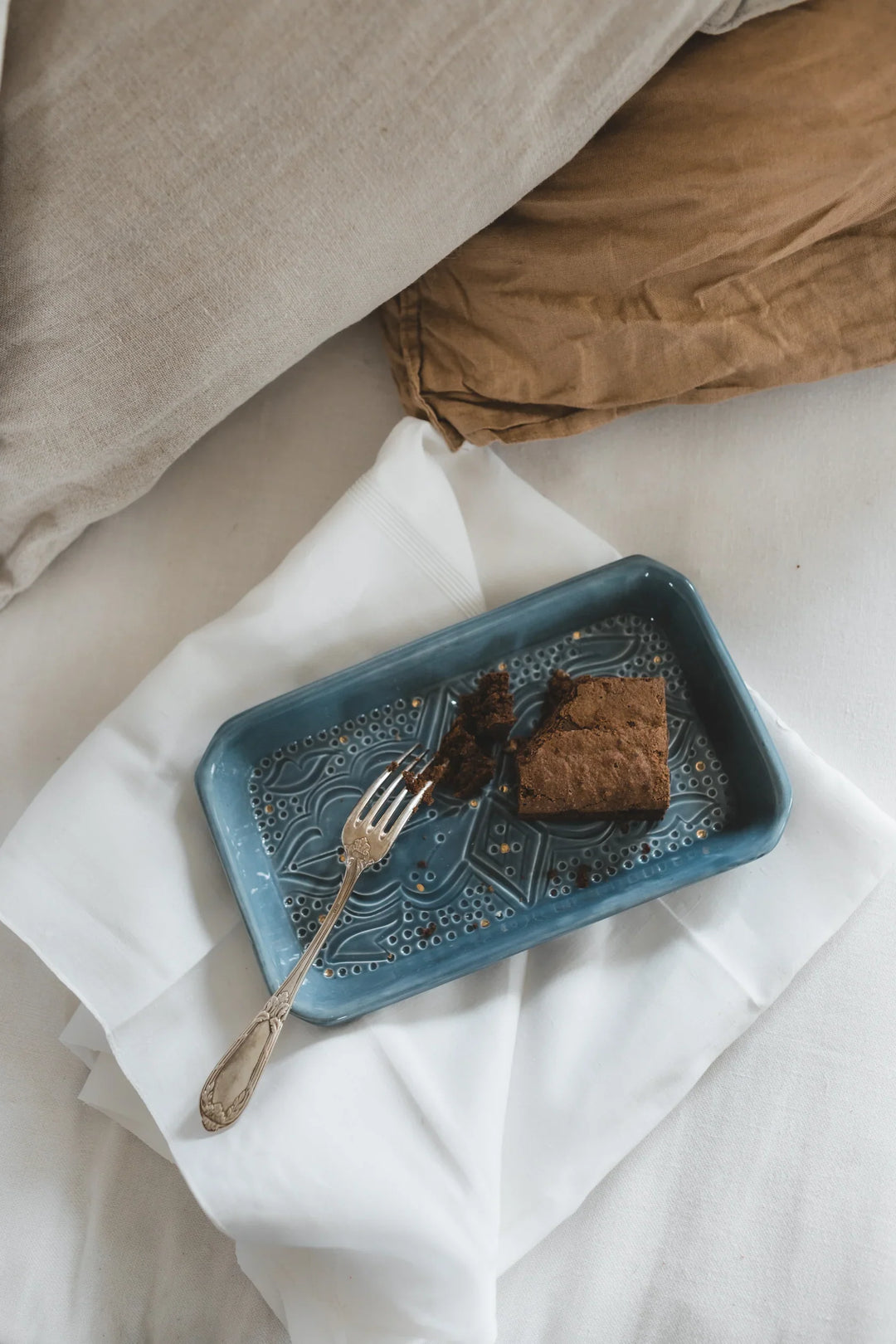 Moroccan Ceramic Tray – Handmade Engraved Serving Tray