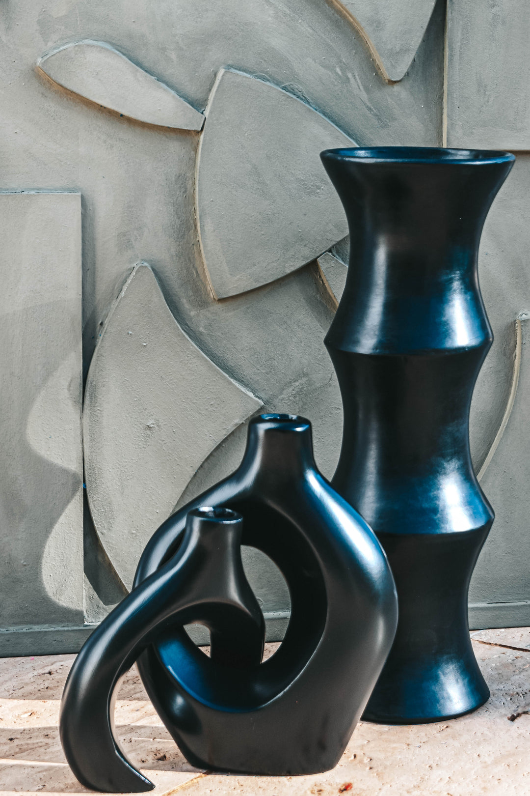 Celestial Curve Black Vase